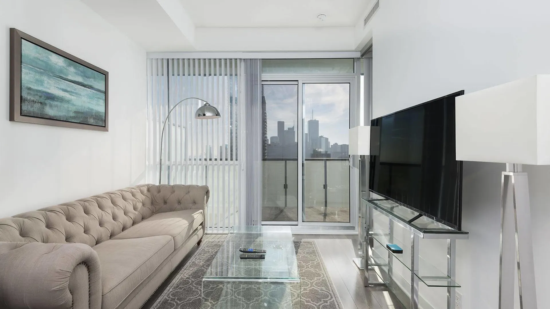Diamond Vacation Homes - Eaton Centre Toronto