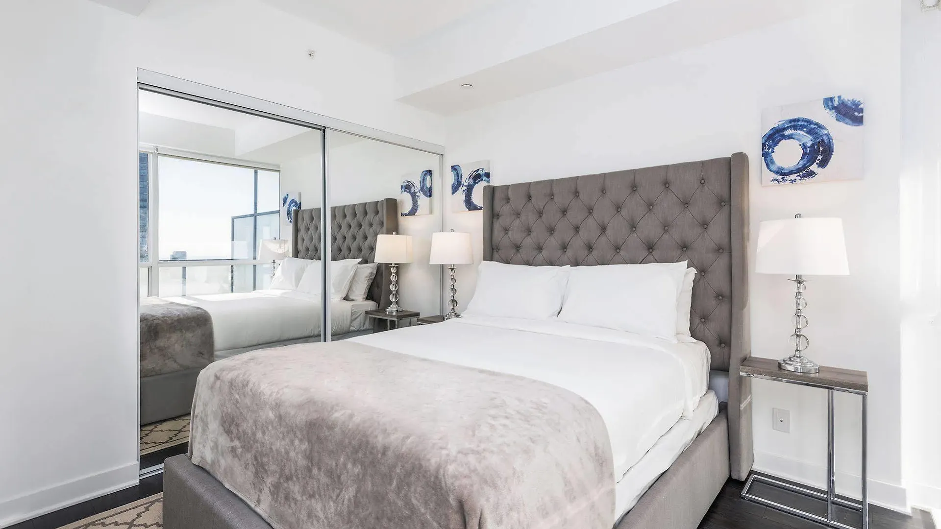 Apartment Diamond Vacation Homes - Eaton Centre Toronto