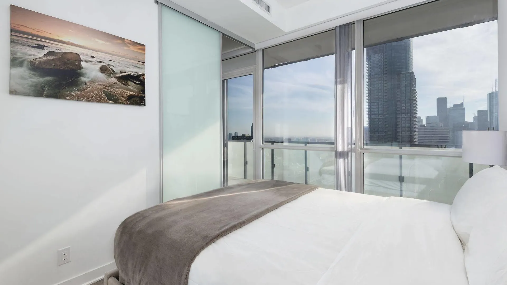 Diamond Vacation Homes - Eaton Centre Toronto 0*,  Kanada